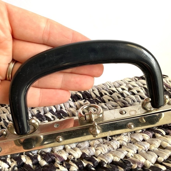 Vintage 50s Box Bag Woven Raffia Straw Purse Gray Black Cottagecore Lunchbox - Picture 12 of 12